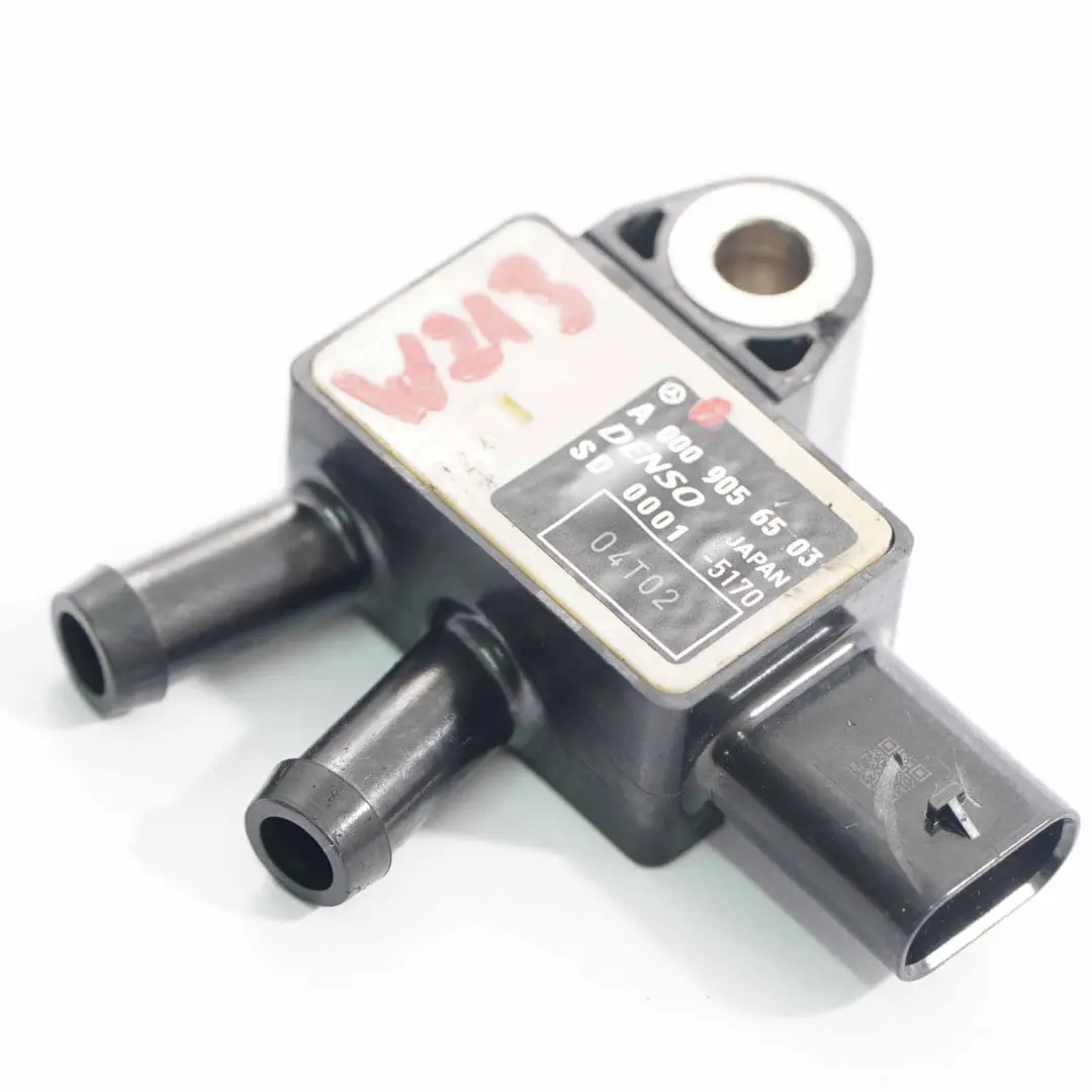 OM654 Sensore pressione gas di scarico DPF per Mercedes W213 con numero di parte A0009056503 Mercedes W213 OM654 Sensore pressione gas di scarico DPF - SKU A0009056503 - Numero di parte A0009056503