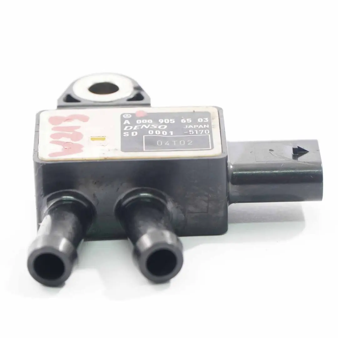 OM654 Czujnik Ciśnienia Spalin do Mercedes W213 o numerze A0009056503 Mercedes W213 OM654 Czujnik Ciśnienia Spalin - SKU A0009056503 - Numer Części A0009056503