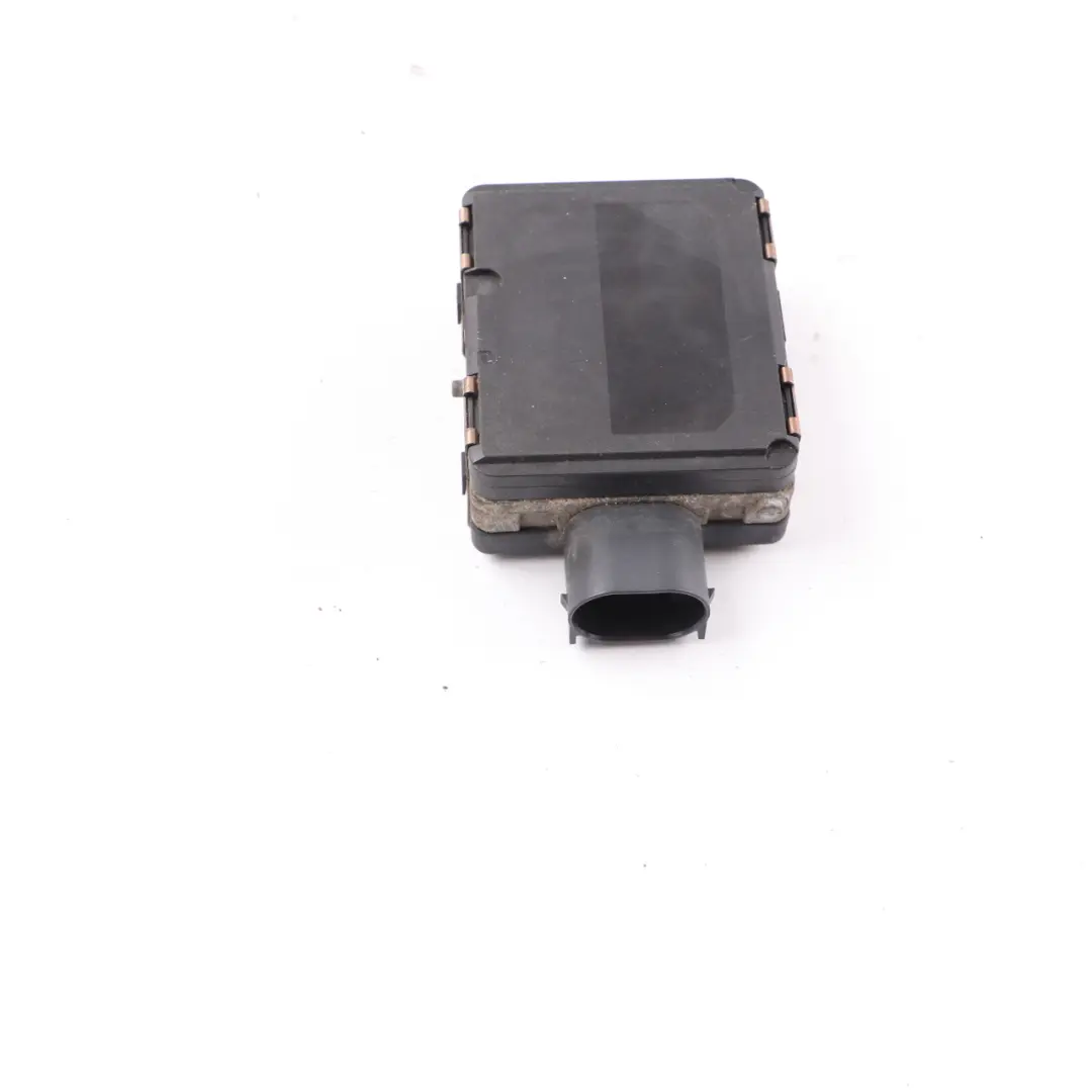 Radar Sensor Mercedes W177 W205 W247 Front Distronic Module Unit to with Part number A0009057011 Radar Sensor Mercedes W177 W205 W247 Front Distronic Module Unit - SKU A0009057011 - Part number A0009057011