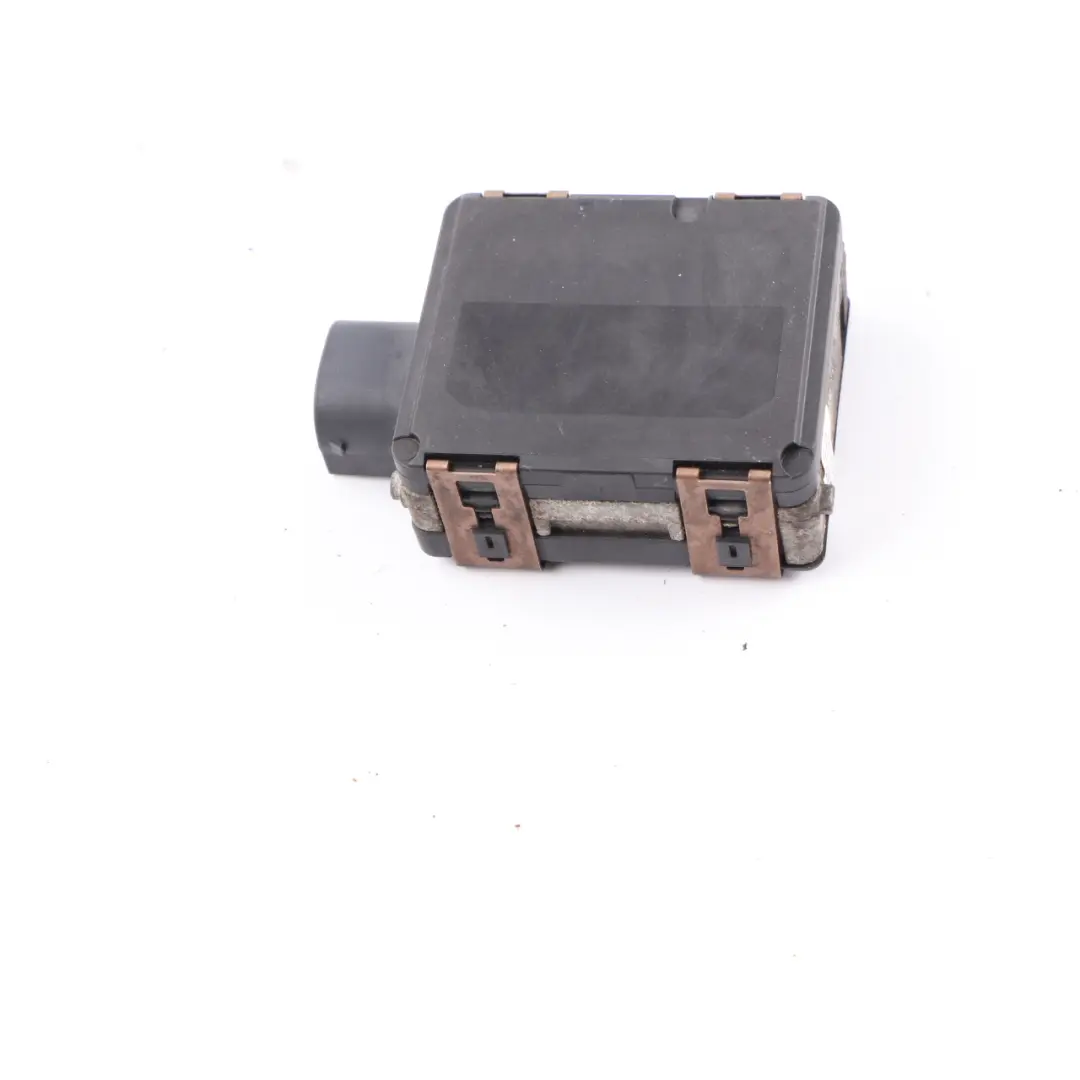 Radar Sensor Mercedes W177 W205 W247 Front Distronic Module Unit to with Part number A0009057011 Radar Sensor Mercedes W177 W205 W247 Front Distronic Module Unit - SKU A0009057011 - Part number A0009057011