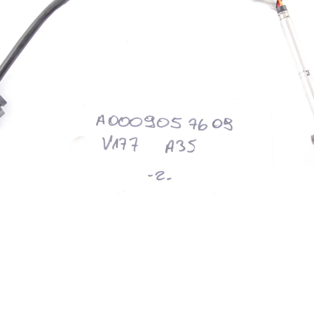 OM654 Sensor De Temperatura De Escape Del Motor A0009059604 para Mercedes W205 W213 con número de pieza A0009057609 Mercedes W205 W213 OM654 Sensor De Temperatura De Escape Del Motor A0009059604 - SKU A0009057609 - Número de pieza A0009057609