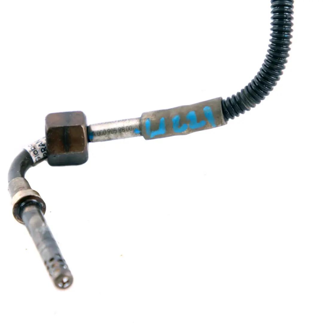 Capteur D'Oxygène Pour Catalyseur D'Échappement Mercedes W221 pour à propos du numéro de pièce A0009058800 Capteur D'Oxygène Pour Catalyseur D'Échappement Mercedes W221 - SKU A0009058800 - Numéro de pièce A0009058800