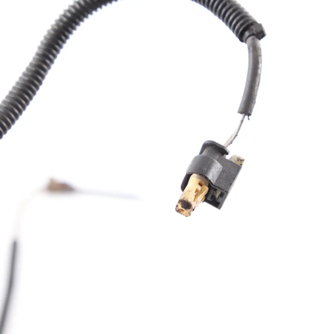 Temperature Sensor Mercedes W246 W176 W212 OM651 Exhaust Gas Engine to with Part number A0009059105 Temperature Sensor Mercedes W246 W176 W212 OM651 Exhaust Gas Engine - SKU A0009059105 - Part number A0009059105