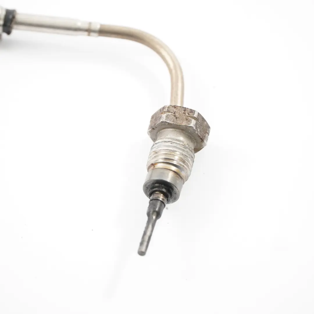 OM651 Diesel Air Charge Intake Temperature Sensor to Mercedes W906 with Part number A0009059305 Mercedes W906 OM651 Diesel Air Charge Intake Temperature Sensor - SKU A0009059305 - Part number A0009059305