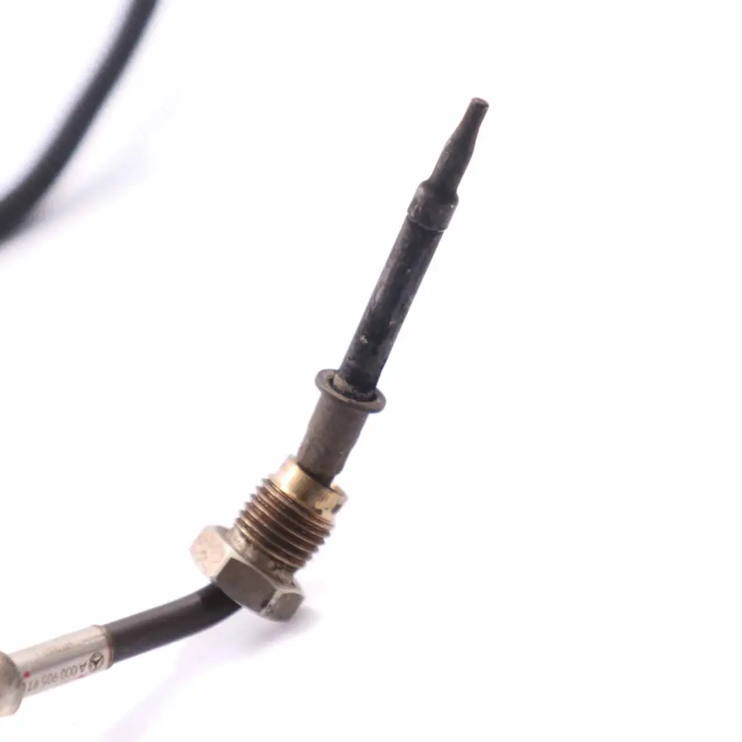 OM654 Capteur température gaz d'échappement pour Mercedes W205 W213 à propos du numéro de pièce A0009059704 Mercedes W205 W213 OM654 Capteur température gaz d'échappement - SKU A0009059704 - Numéro de pièce A0009059704