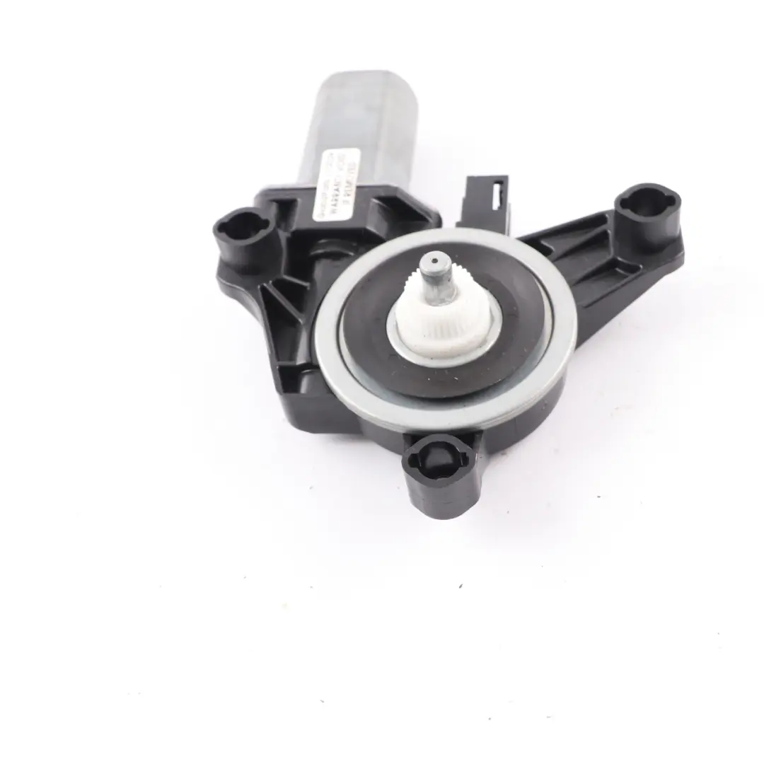 Mercedes W177 W247 Motore alzacristalli porta posteriore sinistra - SKU A0009060808 - Numero di parte A0009060808