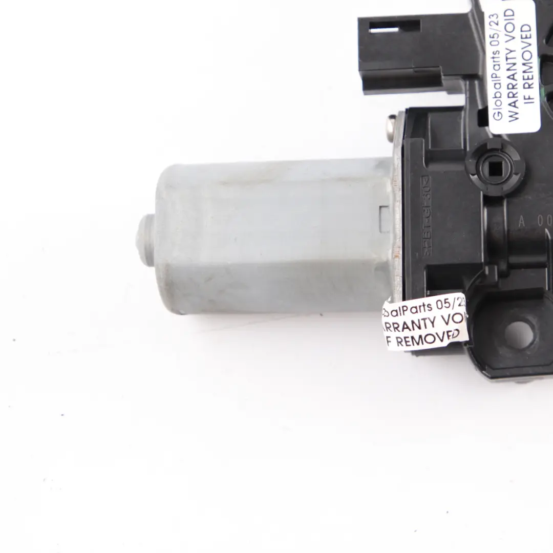 Motor Elevador Mercedes W177 W247 Trasero Derecho Puerta Ventana Accionamiento - SKU A0009060908 - Número de pieza A0009060908