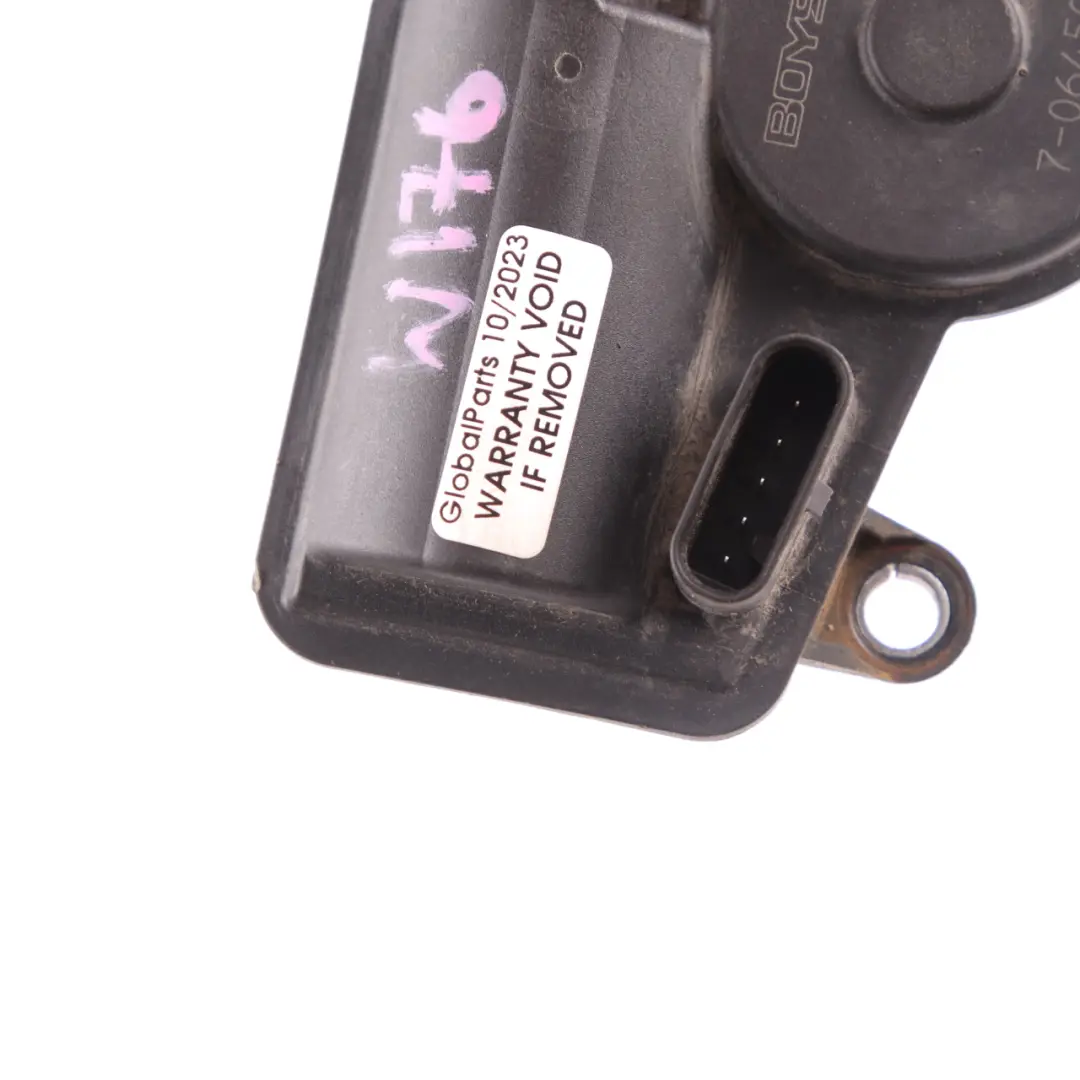  Commande Volet D'échappement Mercedes C117 W176 W246 Unité - SKU A0009061201 - Numéro de pièce A0009061201