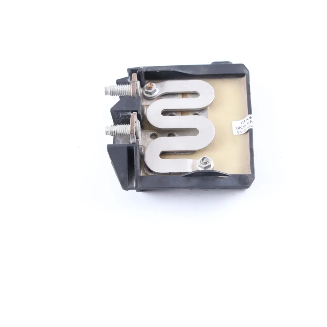 W218 Positivo Batería Bandeja Abrazadera para Mercedes W212 W213 W205 con número de pieza A0009061505 Mercedes W212 W213 W205 W218 Positivo Batería Bandeja Abrazadera - SKU A0009061505 - Número de pieza A0009061505