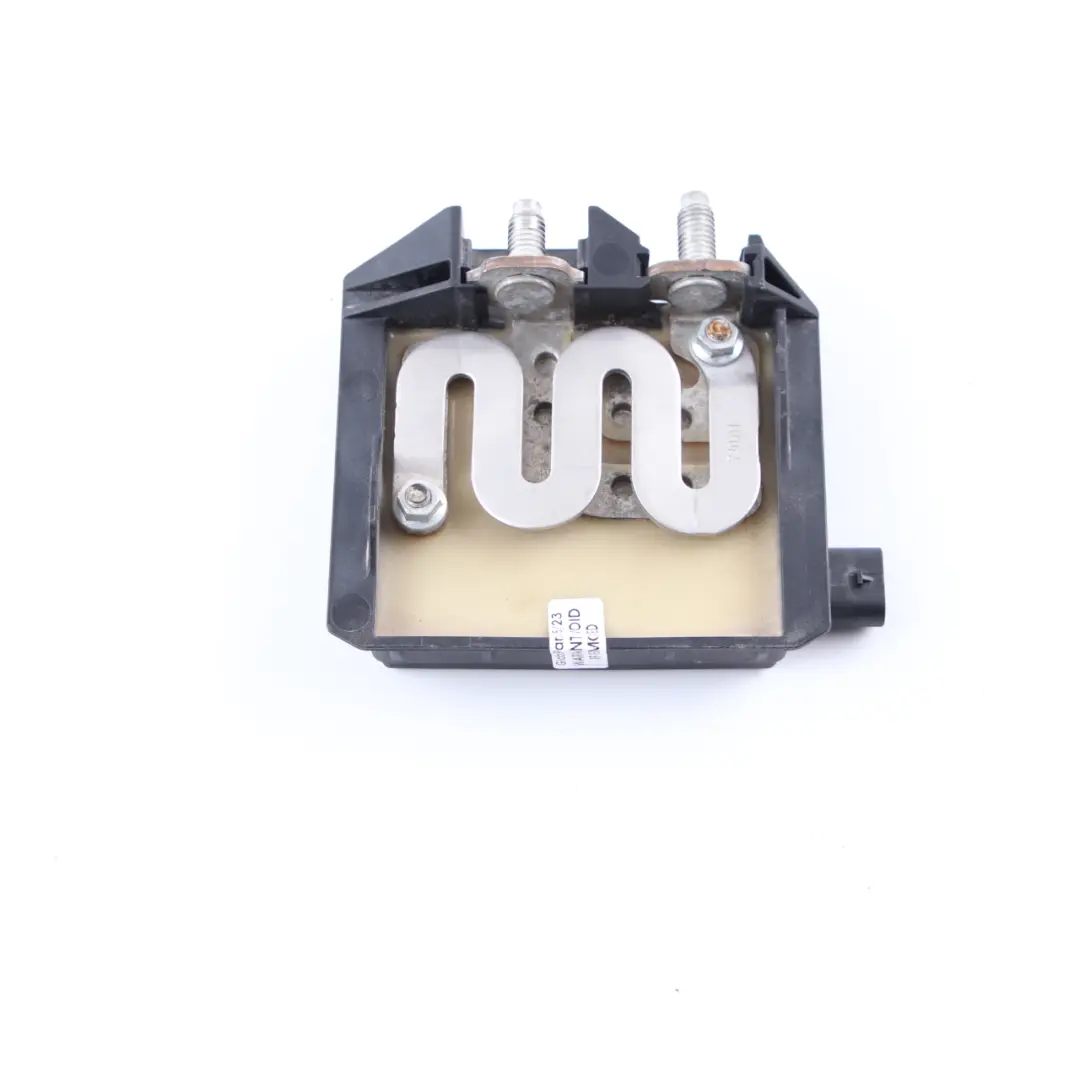 Mercedes W212 W213 W205 W218 Positive Battery Tray Clamp - SKU A0009061505 - Part number A0009061505