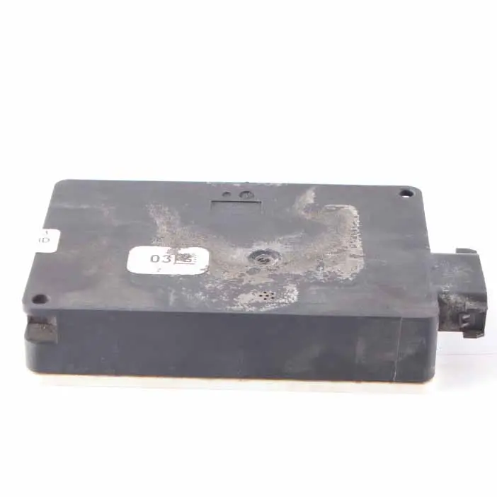 Blind Spot Radar Sensor Rear Left Right N/O/S to Mercedes W212 W221 with Part number A0009062000 Mercedes W212 W221 Blind Spot Radar Sensor Rear Left Right N/O/S - SKU A0009062000 - Part number A0009062000