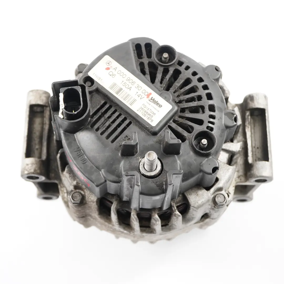  Alternador Generador Mercedes W204 W212 M271 Motor Valeo 150A 14V - SKU A0009063000 - Número de pieza A0009063000