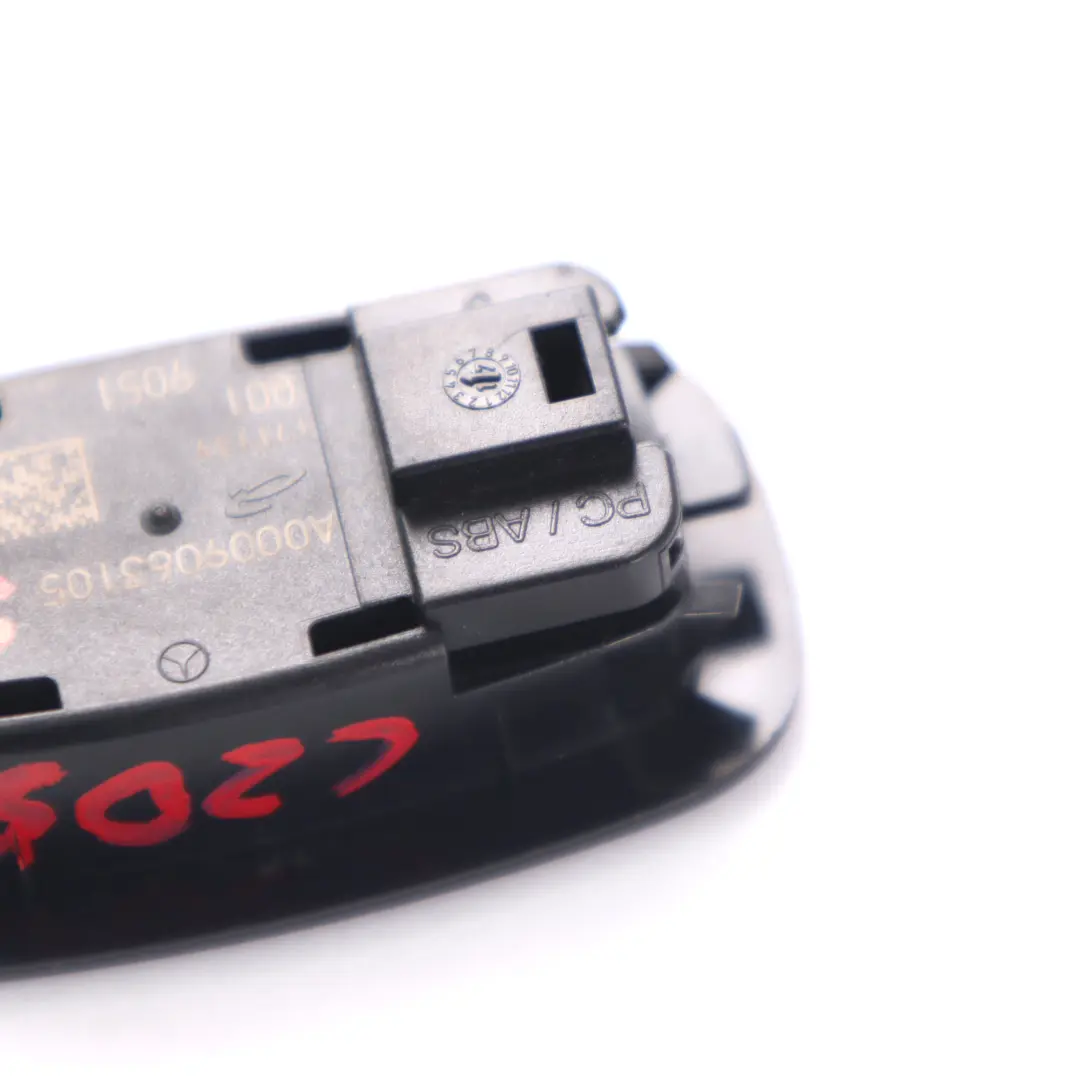  Luz Interior Mercedes C205 Luz Inferior Cuadro de Instrumentos Derecha Izquierda - SKU A0009063105-1 - Número de pieza A0009063105