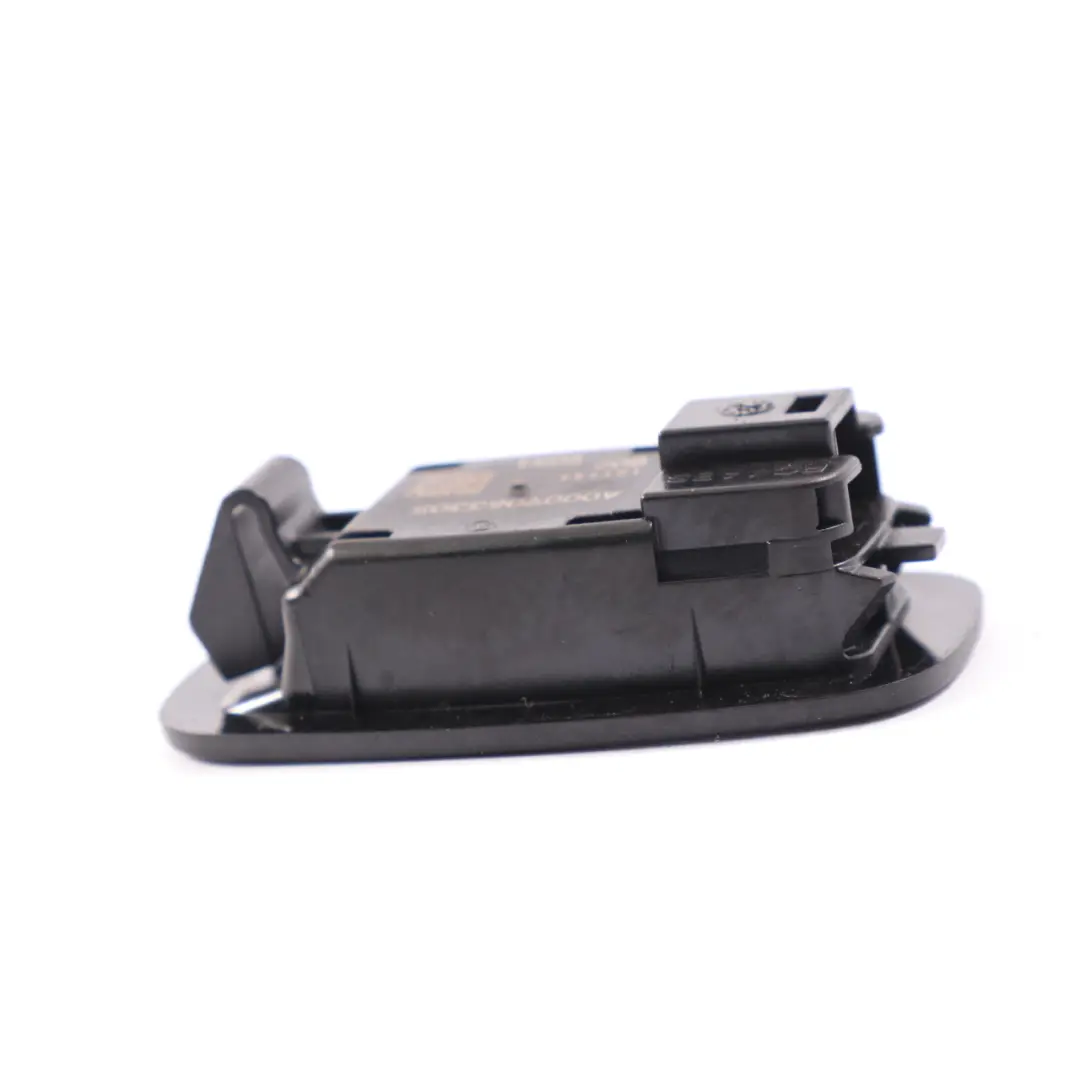 Mercedes-Benz R172 Front Footwell Interior Lamp to with Part number a0009063305 Mercedes-Benz R172 Front Footwell Interior Lamp - SKU a0009063305 - Part number a0009063305