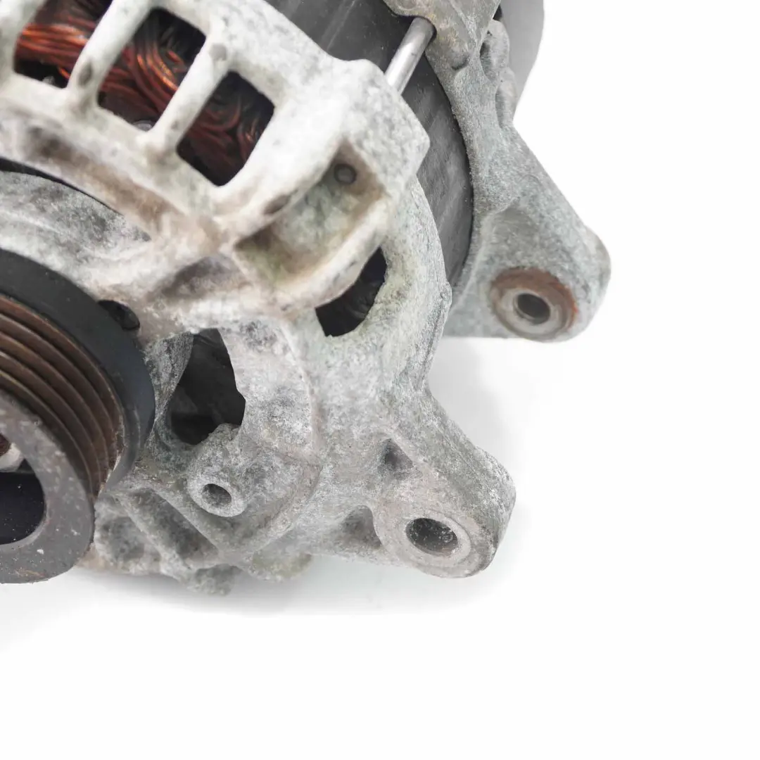 Alternateur Générateur Mercedes W176 W246 OM651 Moteur diesel 175A pour à propos du numéro de pièce A0009063322 Alternateur Générateur Mercedes W176 W246 OM651 Moteur diesel 175A - SKU A0009063322 - Numéro de pièce A0009063322