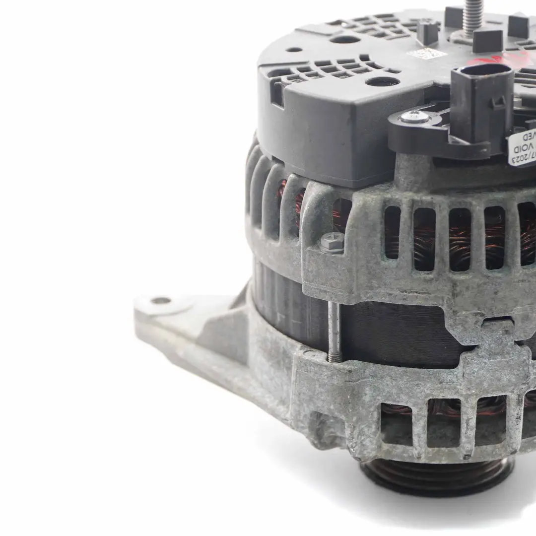 Alternator Generator Mercedes W176 W246 OM651 Diesel Engine 175A to with Part number A0009063322 Alternator Generator Mercedes W176 W246 OM651 Diesel Engine 175A - SKU A0009063322 - Part number A0009063322