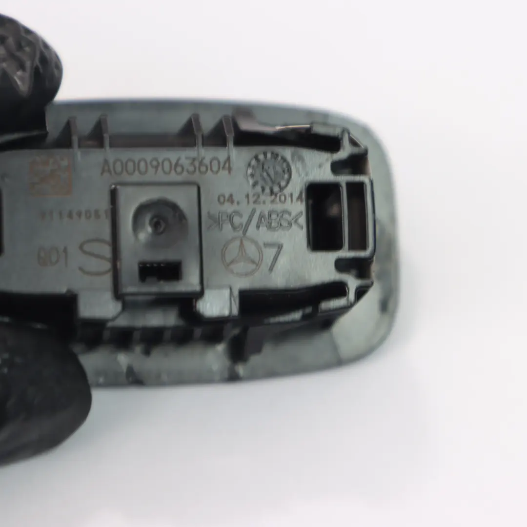 Cabin Light Headliner Front Lamp Left Right N/O/S to Mercedes W205 with Part number A0009063604 Mercedes W205 Cabin Light Headliner Front Lamp Left Right N/O/S - SKU A0009063604 - Part number A0009063604