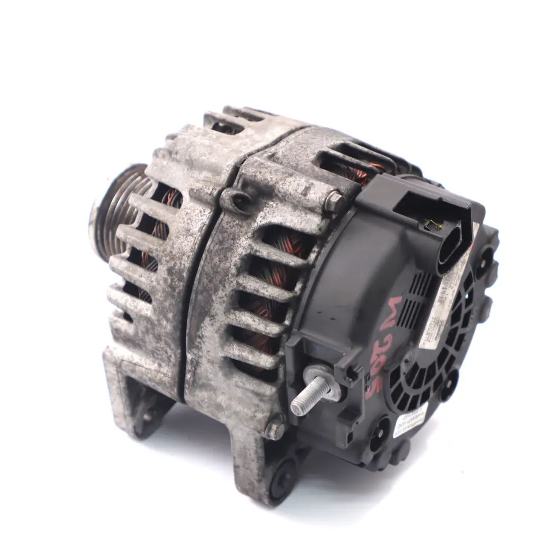 Alternatore 14V/200A Valeo Motore Diesel M626 per Mercedes W205 con numero di parte A0009063701 Mercedes W205 Alternatore 14V/200A Valeo Motore Diesel M626 - SKU A0009063701 - Numero di parte A0009063701