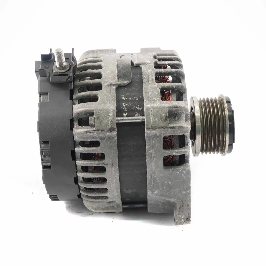 OM607 Alternateur Générateur Valeo 175A pour Mercedes W176 W246 à propos du numéro de pièce A0009063822 Mercedes W176 W246 OM607 Alternateur Générateur Valeo 175A - SKU A0009063822 - Numéro de pièce A0009063822