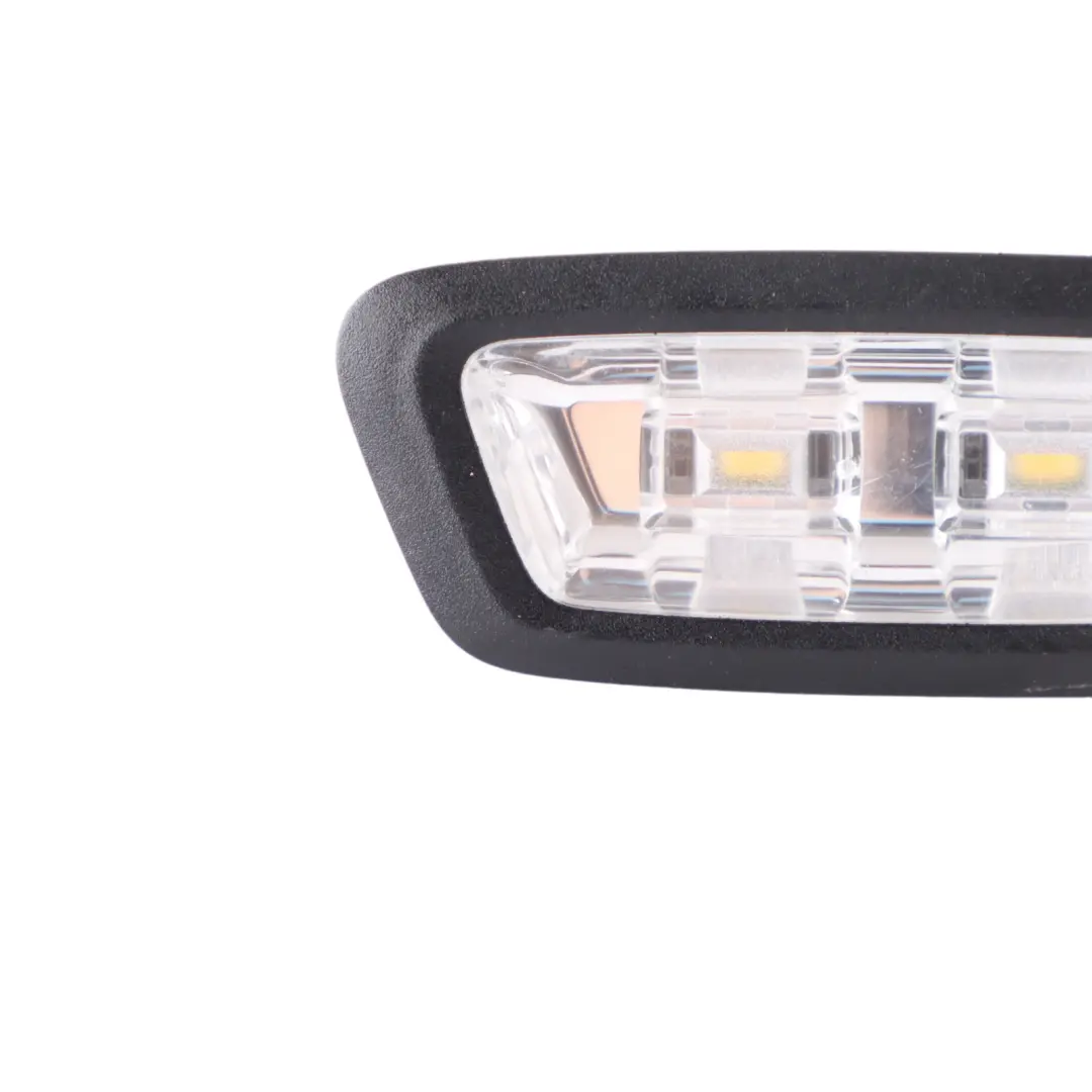 Trasera Derecha Tailgate Luz Interior Lámpara Negro para Mercedes S205 con número de pieza A0009064401 Mercedes S205 Trasera Derecha Tailgate Luz Interior Lámpara Negro - SKU A0009064401 - Número de pieza A0009064401