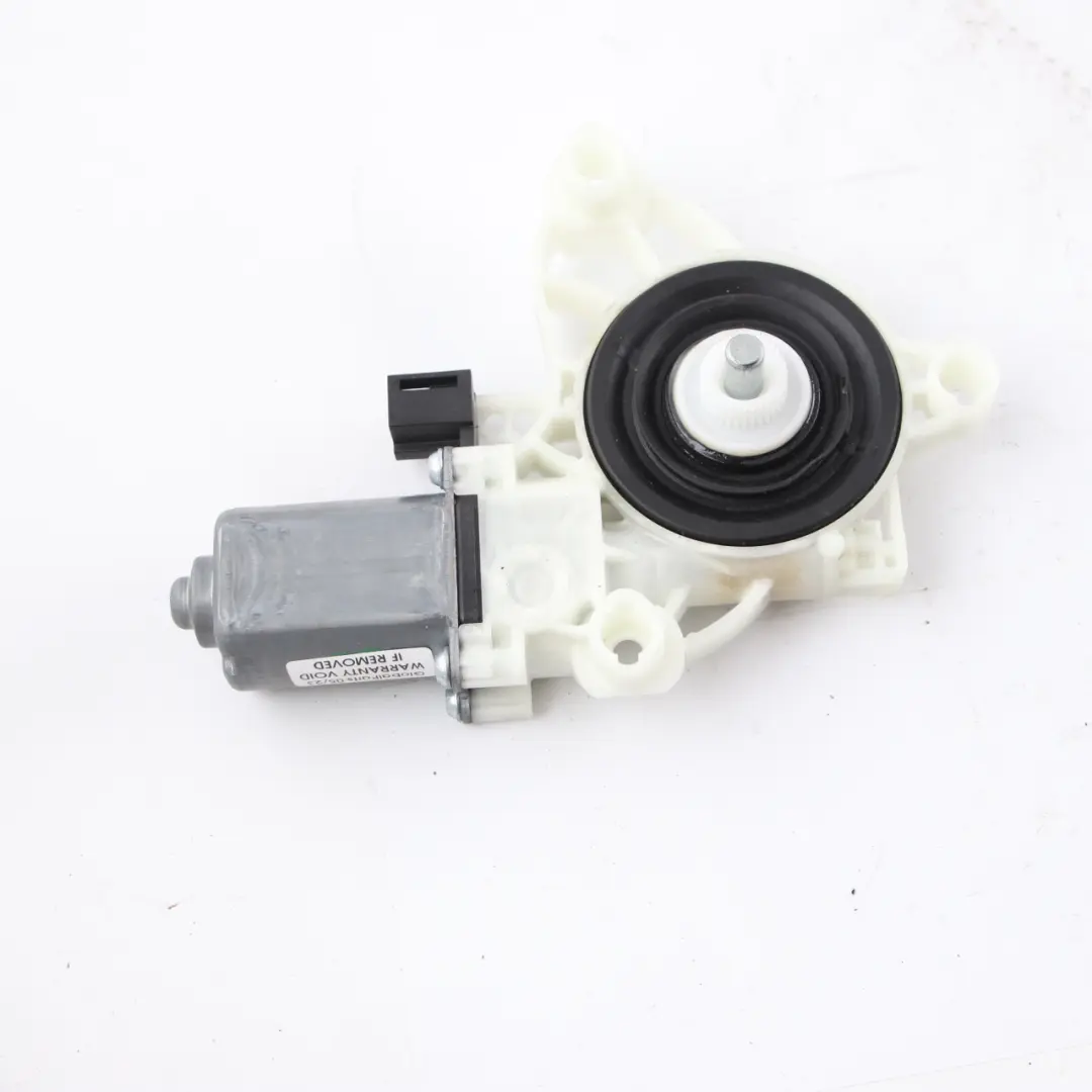 Elevador Delantero Derecho Puerta Ventana para Mercedes W177 W247 Motor con número de pieza A0009065706 Mercedes W177 W247 Motor Elevador Delantero Derecho Puerta Ventana - SKU A0009065706 - Número de pieza A0009065706