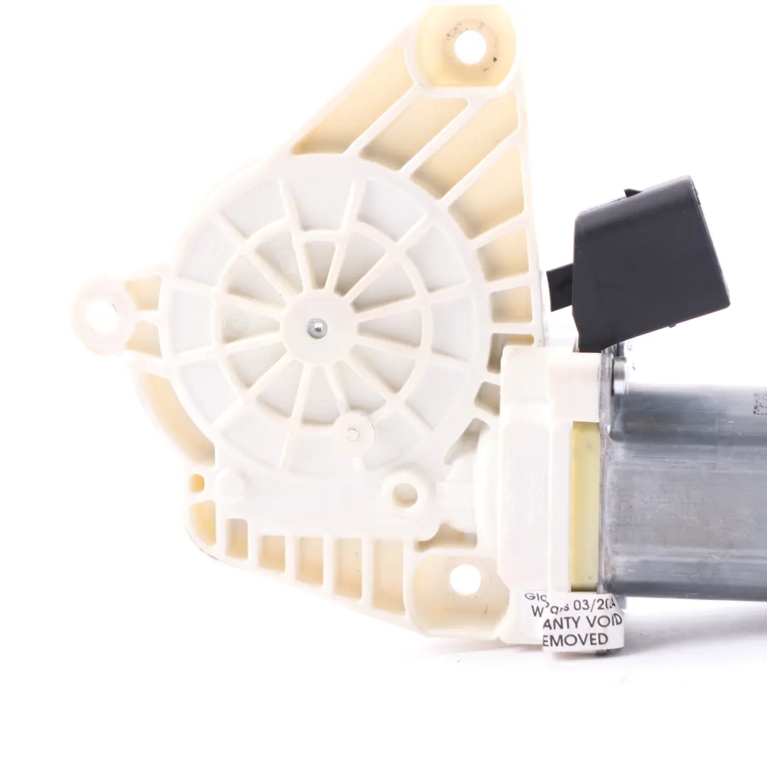 Mercedes C205 Portes Avant Droite Lève-Vitre Moteur à engrenages - SKU A0009066206 - Numéro de pièce A0009066206