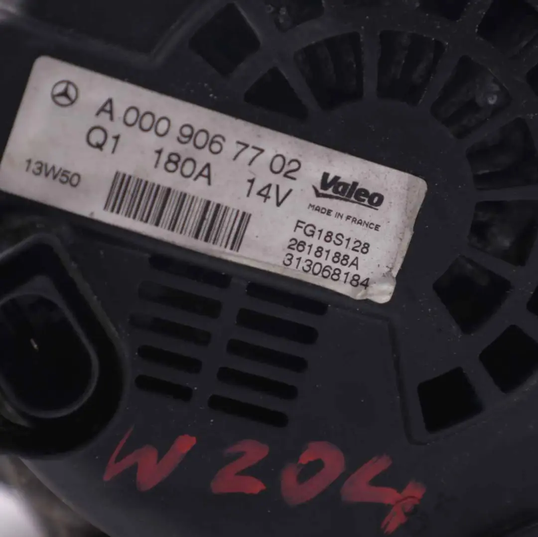 Alternateur Générateur Mercedes W204 W207 W212 Moteur 180A 14V pour à propos du numéro de pièce A0009067702 Alternateur Générateur Mercedes W204 W207 W212 Moteur 180A 14V - SKU A0009067702 - Numéro de pièce A0009067702