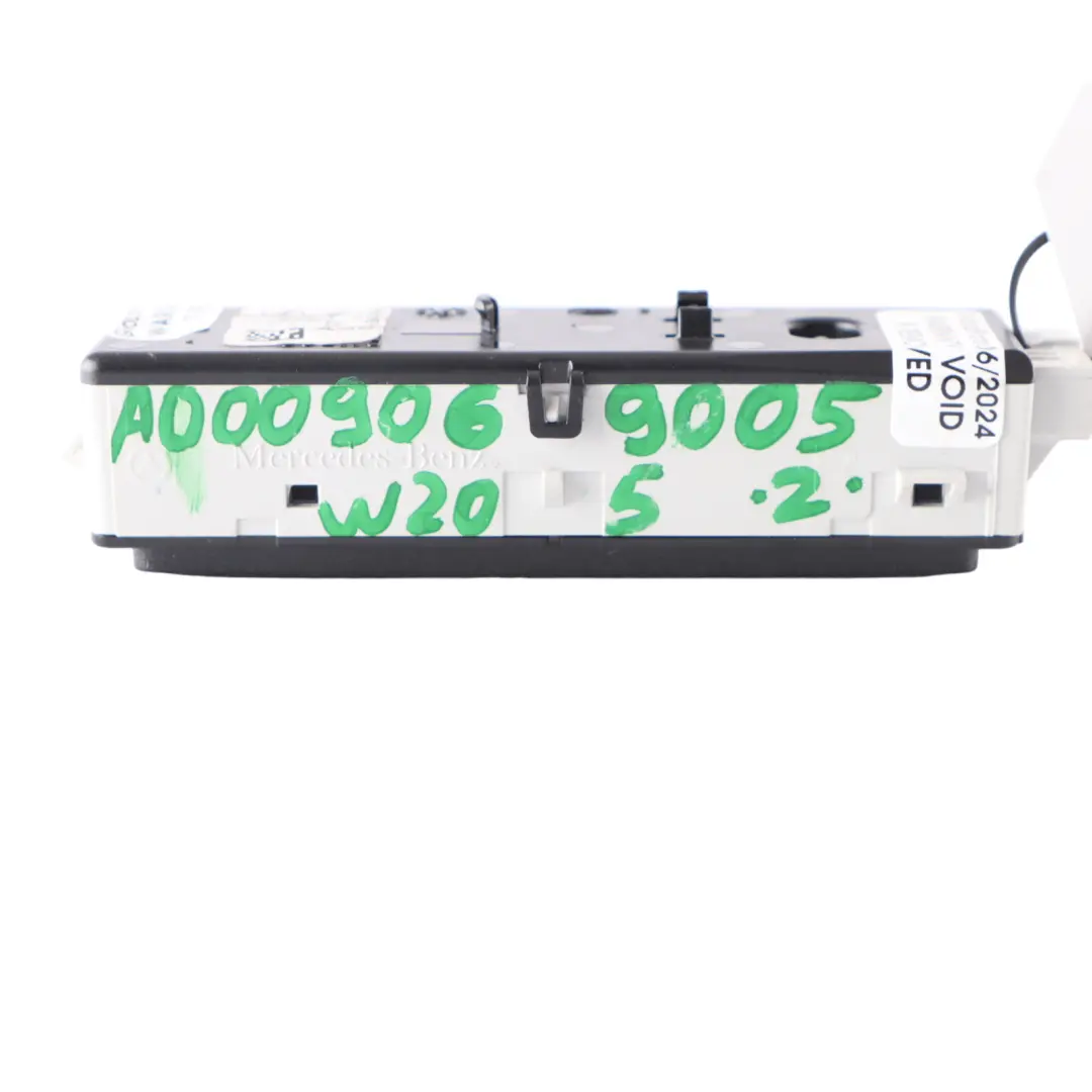 Grab Handle Interior Reading Lamp Light Rear Right O/S to Mercedes W205 with Part number A0009069005 Mercedes W205 Grab Handle Interior Reading Lamp Light Rear Right O/S - SKU A0009069005 - Part number A0009069005