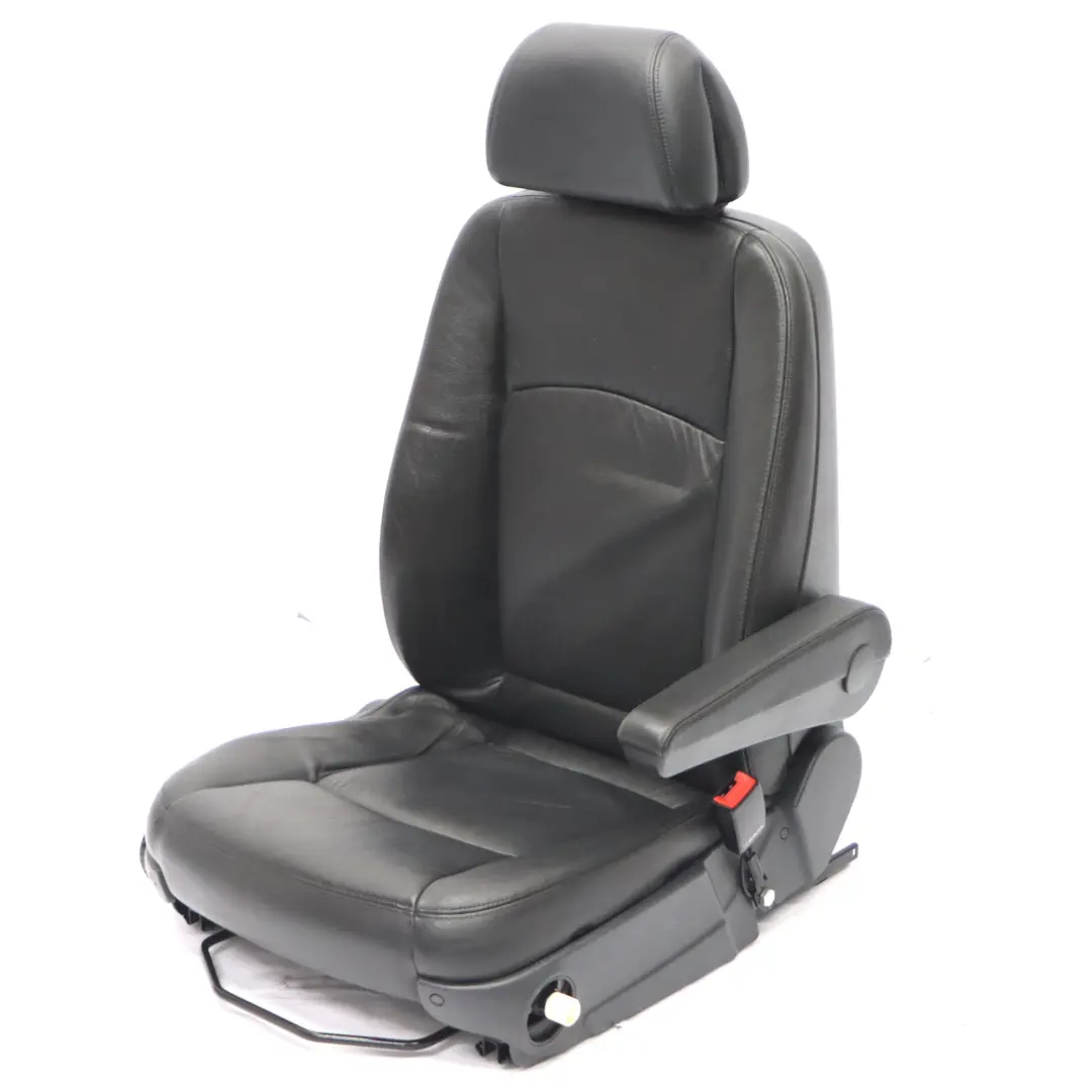 Mercedes Vito Viano W639 Siège unique avant droit Cuir intérieur noir - SKU A0009106307 - Numéro de pièce A0009106307