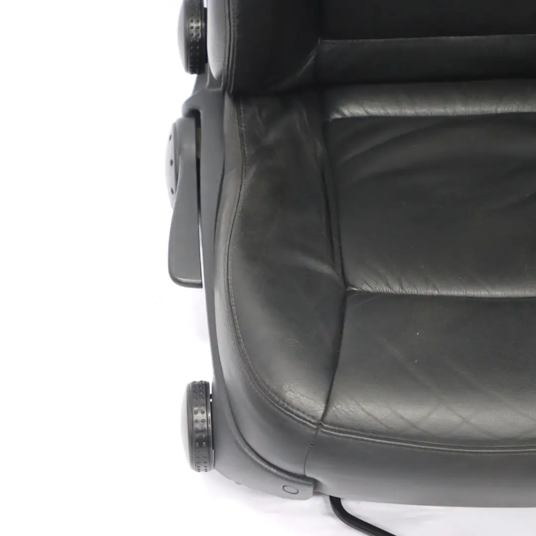 Mercedes Vito Viano W639 Vorne Rechts Einzelsitz Leder Schwarz Innen - SKU A0009106307 - Teilenummer A0009106307