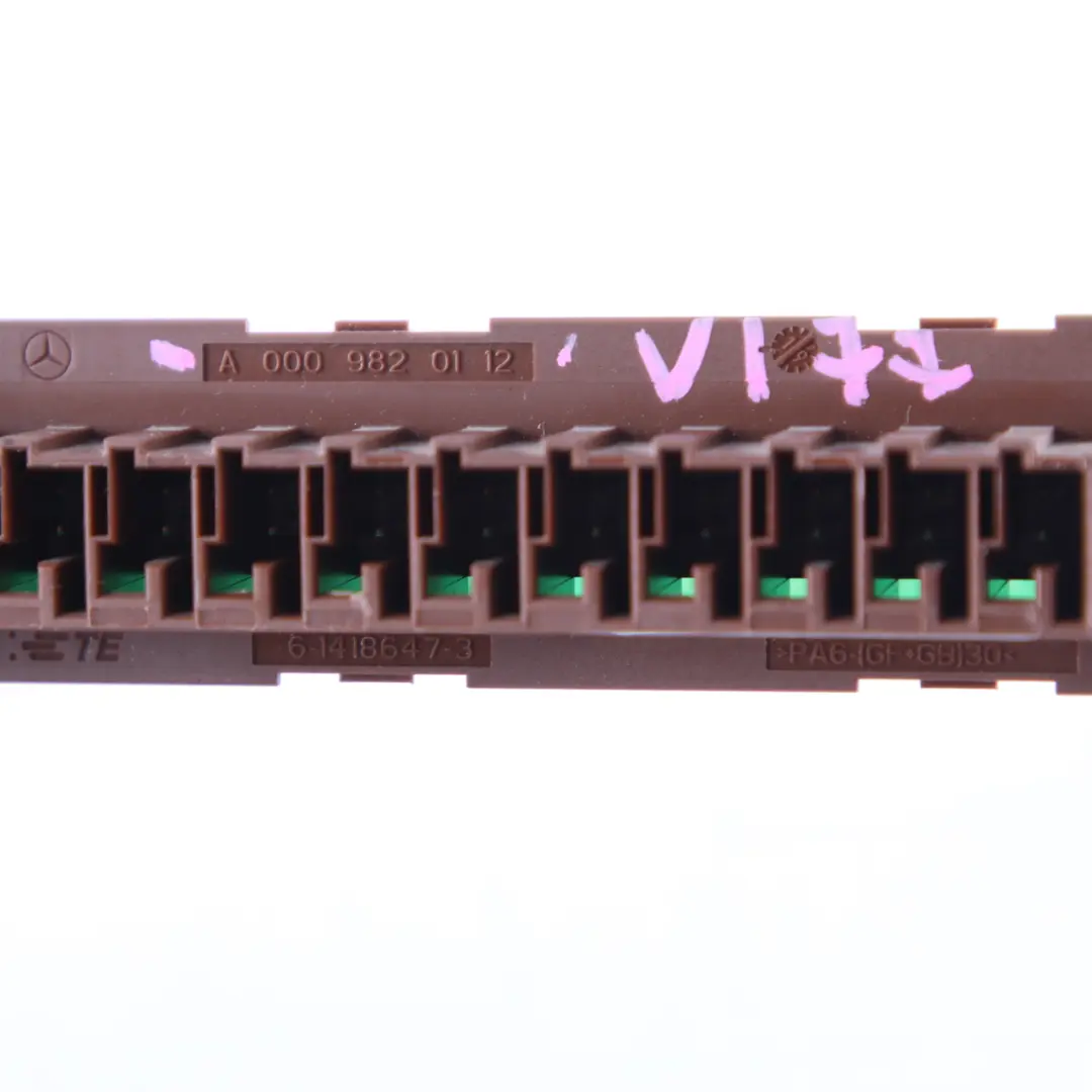 W207 Modulo Unità Distribuzione Energia Elettrica per Mercedes W177 con numero di parte A0009820112 Mercedes W177 W207 Modulo Unità Distribuzione Energia Elettrica - SKU A0009820112 - Numero di parte A0009820112