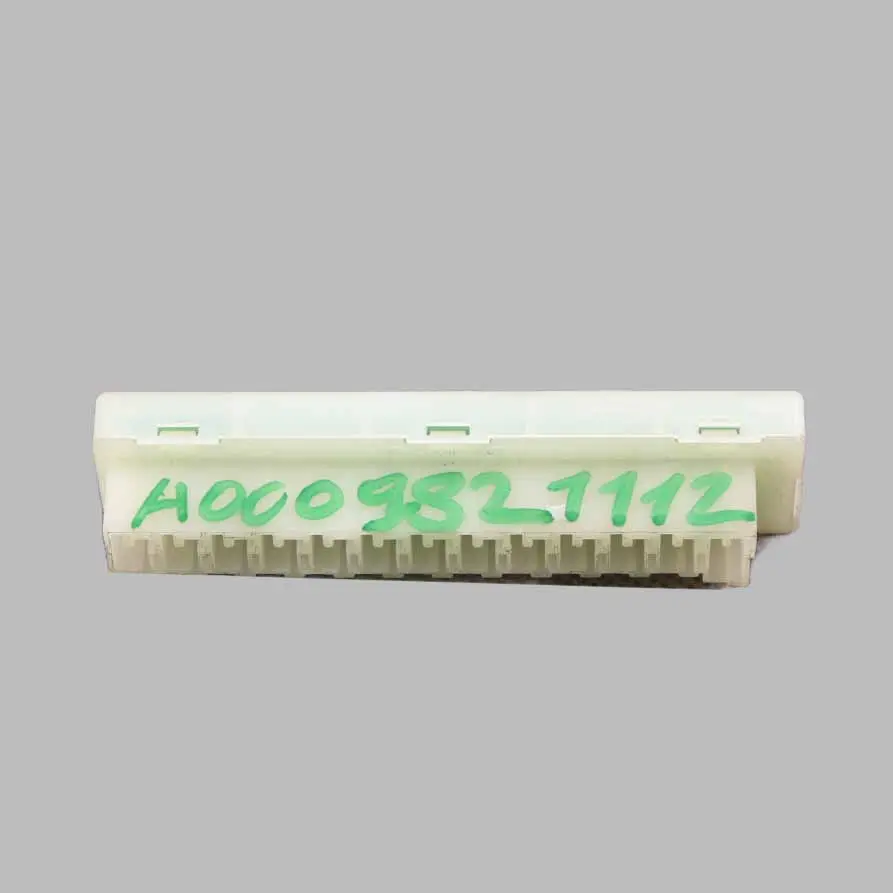 CAN Potential Distributor Connector to Mercedes W205 C207 W910 Plug with Part number A0009821112 Mercedes W205 C207 W910 Plug CAN Potential Distributor Connector - SKU A0009821112 - Part number A0009821112