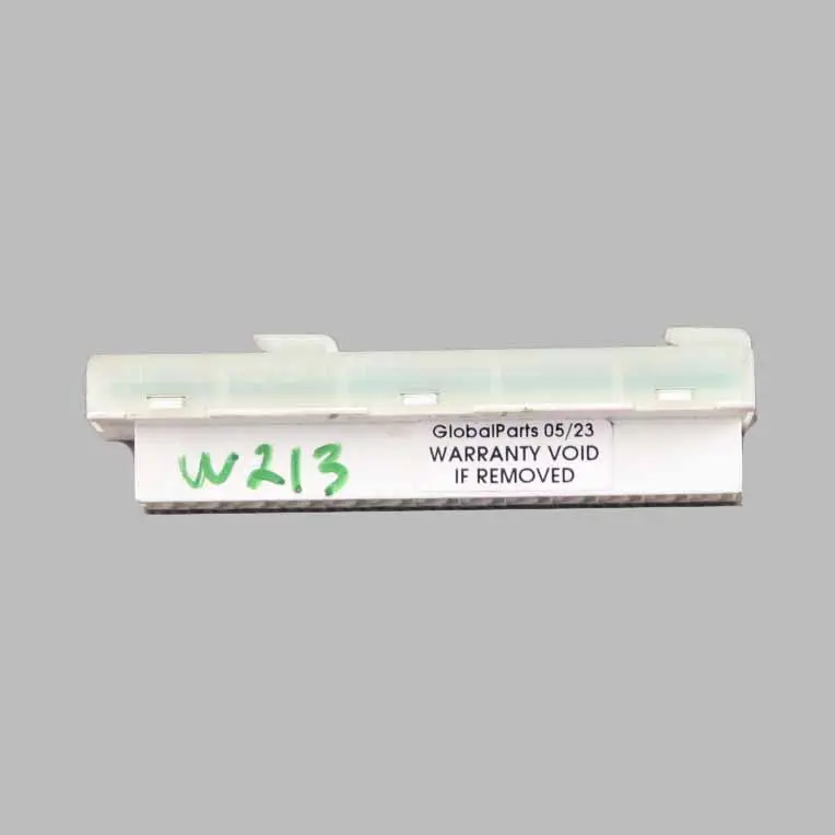 Modulo Controllo Distributore Energia per Mercedes W205 W212 W213 W906 con numero di parte A0009821212 Mercedes W205 W212 W213 W906 Modulo Controllo Distributore Energia - SKU A0009821212 - Numero di parte A0009821212