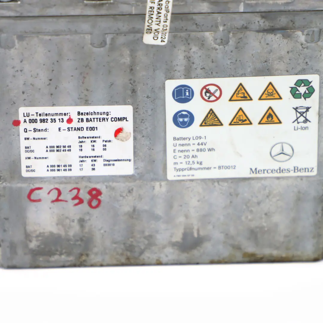 Mercedes W205 C238 Module de batterie hybride Lithium 44v 20Ah - SKU A0009823513 - Numéro de pièce A0009823513