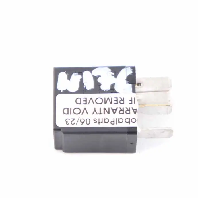 Fuse Relay Mercedes W176 W204 W246 4-Pin Unit Black Hella - SKU A0009827723 - Part number A0009827723