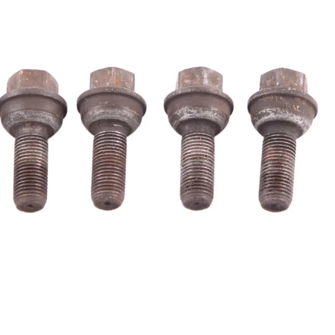 Mercedes W906 Boulons de roue avant arrière Set - SKU A0009902407 - Numéro de pièce A0009902407