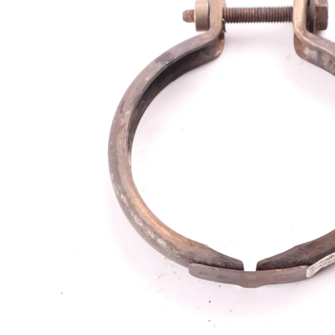 Klammer Mercedes W205 Katalysator zu Partikel DPF Klammer für mit Teilenummer A0009953633 Klammer Mercedes W205 Katalysator zu Partikel DPF Klammer - SKU A0009953633 - Teilenummer A0009953633