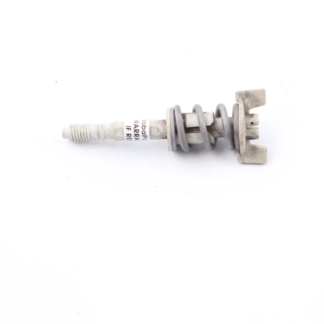 Uchwyt Zamka Lampy Tylnej Lewy Prawy do Mercedes W176 o numerze A0009982095 Mercedes W176 Uchwyt Zamka Lampy Tylnej Lewy Prawy - SKU A0009982095 - Numer Części A0009982095