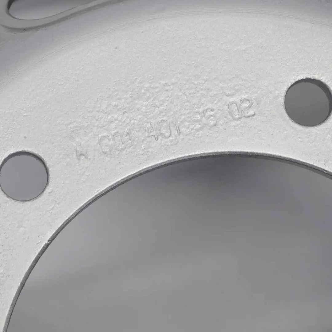 Jante en acier argenté 16" 5,5J ET:109,5 pour Mercedes Sprinter W906 à propos du numéro de pièce A0014013602 Mercedes Sprinter W906 Jante en acier argenté 16" 5,5J ET:109,5 - SKU A0014013602 - Numéro de pièce A0014013602