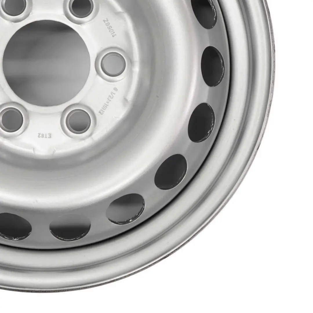 Llanta de acero plateada 16" 6,5J ET:62 para Mercedes Sprinter W906 con número de pieza A0014014802 Mercedes Sprinter W906 Llanta de acero plateada 16" 6,5J ET:62 - SKU A0014014802 - Número de pieza A0014014802