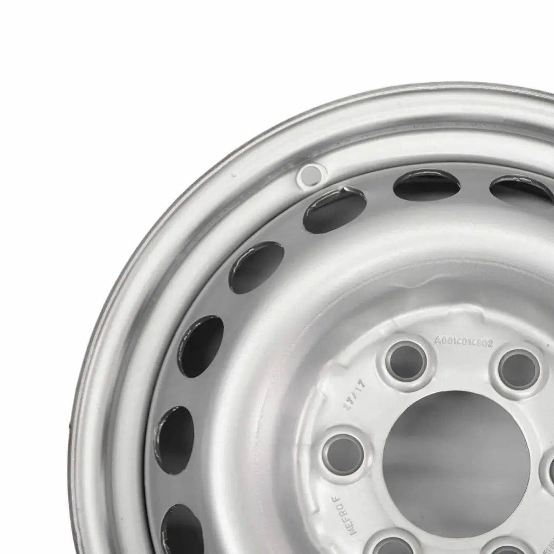 Jante en acier argenté 16" 6,5J ET:62 pour Mercedes Sprinter W906 à propos du numéro de pièce A0014014802 Mercedes Sprinter W906 Jante en acier argenté 16" 6,5J ET:62 - SKU A0014014802 - Numéro de pièce A0014014802