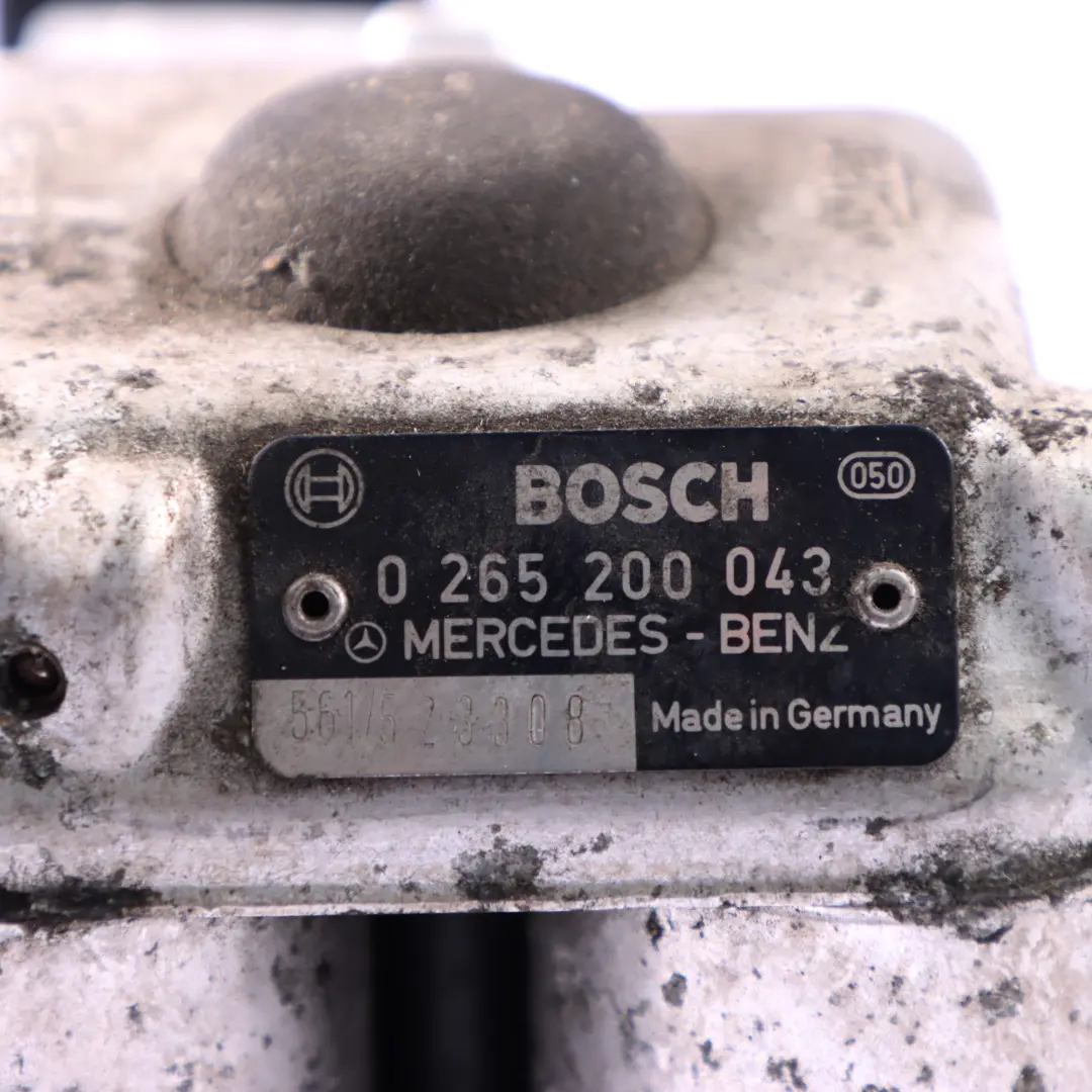 Pompe ABS Mercedes W202 W124 R129 C140 Pompe de frein hydraulique pour à propos du numéro de pièce A0014318012 Pompe ABS Mercedes W202 W124 R129 C140 Pompe de frein hydraulique - SKU A0014318012-1 - Numéro de pièce A0014318012