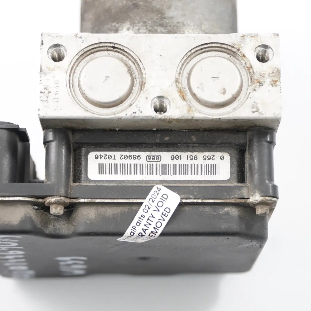 Pompa ABS ESP A0014461289 do Mercedes W639 Vito o numerze A0014469089 Mercedes W639 Vito Pompa ABS ESP A0014461289 - SKU A0014469089 - Numer Części A0014469089