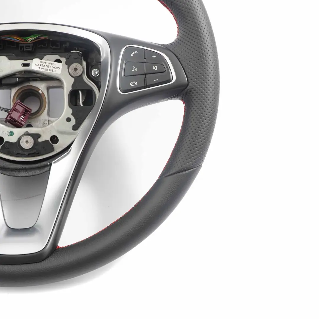 NUOVO Pelle Nera con Filo Rosso per Volante Mercedes W176 C117 con numero di parte A0014609003 Volante Mercedes W176 C117 NUOVO Pelle Nera con Filo Rosso - SKU A0014609003-1 - Numero di parte A0014609003