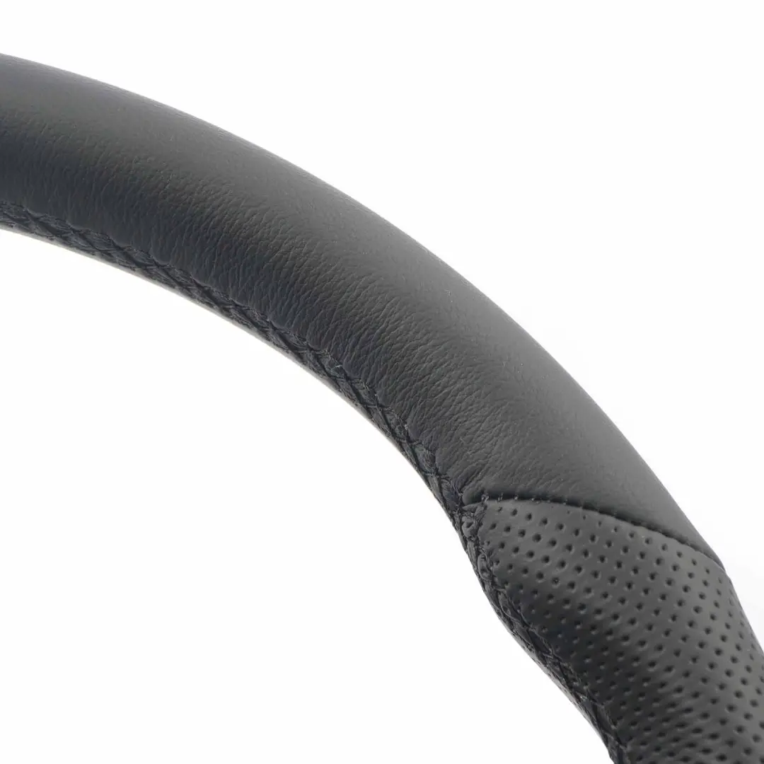 NUEVO Volante de Cuero Negro Multifunción para Mercedes W176 C117 con número de pieza A0014609003 Mercedes W176 C117 NUEVO Volante de Cuero Negro Multifunción - SKU A0014609003-2 - Número de pieza A0014609003