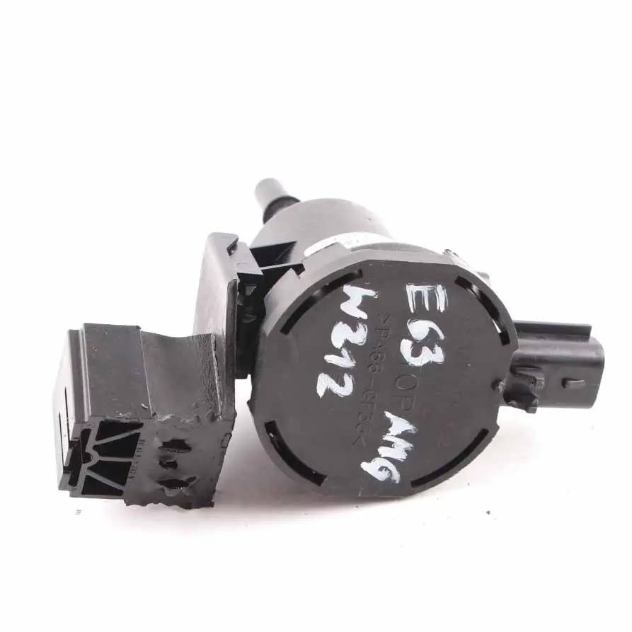 Mercedes W204 W212 Valvola a vuoto Convertitore di pressione AMG - SKU A0014760532 - Numero di parte A0014760532
