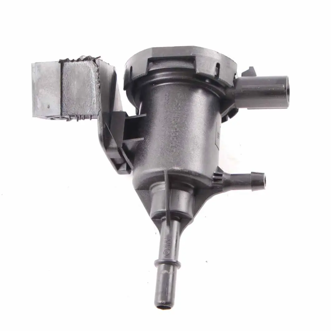 Mercedes W204 W212 Valvola a vuoto Convertitore di pressione AMG - SKU A0014760532 - Numero di parte A0014760532