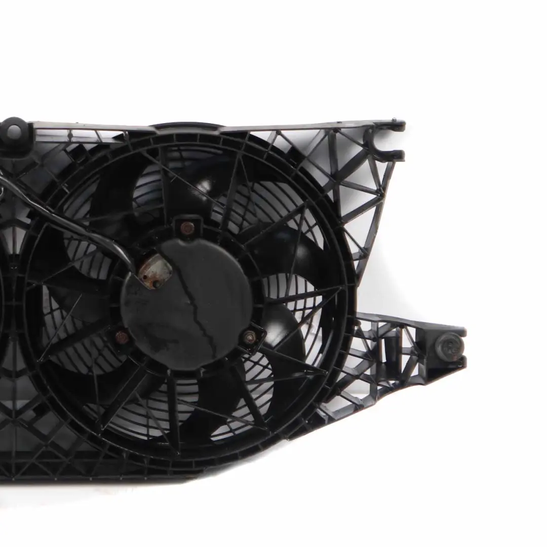 Mercedes W639 2.2 Diesel Motor de la cubierta Refrigeración Radiador Ventilador - SKU A0015005293 - Número de pieza A0015005293