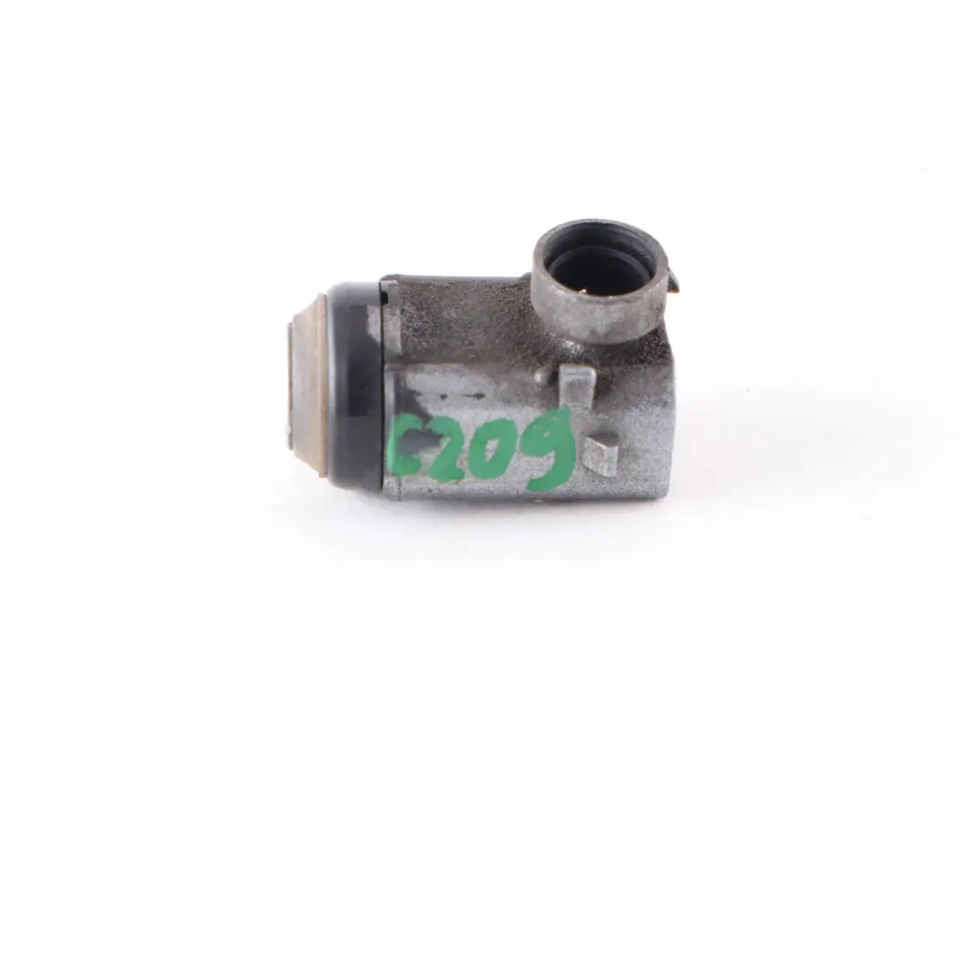 Sensor aparcamiento Delantero PDC Tellurium Silver 762 para Mercedes W203 con número de pieza A0015427418 Mercedes W203 Sensor aparcamiento Delantero PDC Tellurium Silver 762 - SKU A0015427418-TES - Número de pieza A0015427418