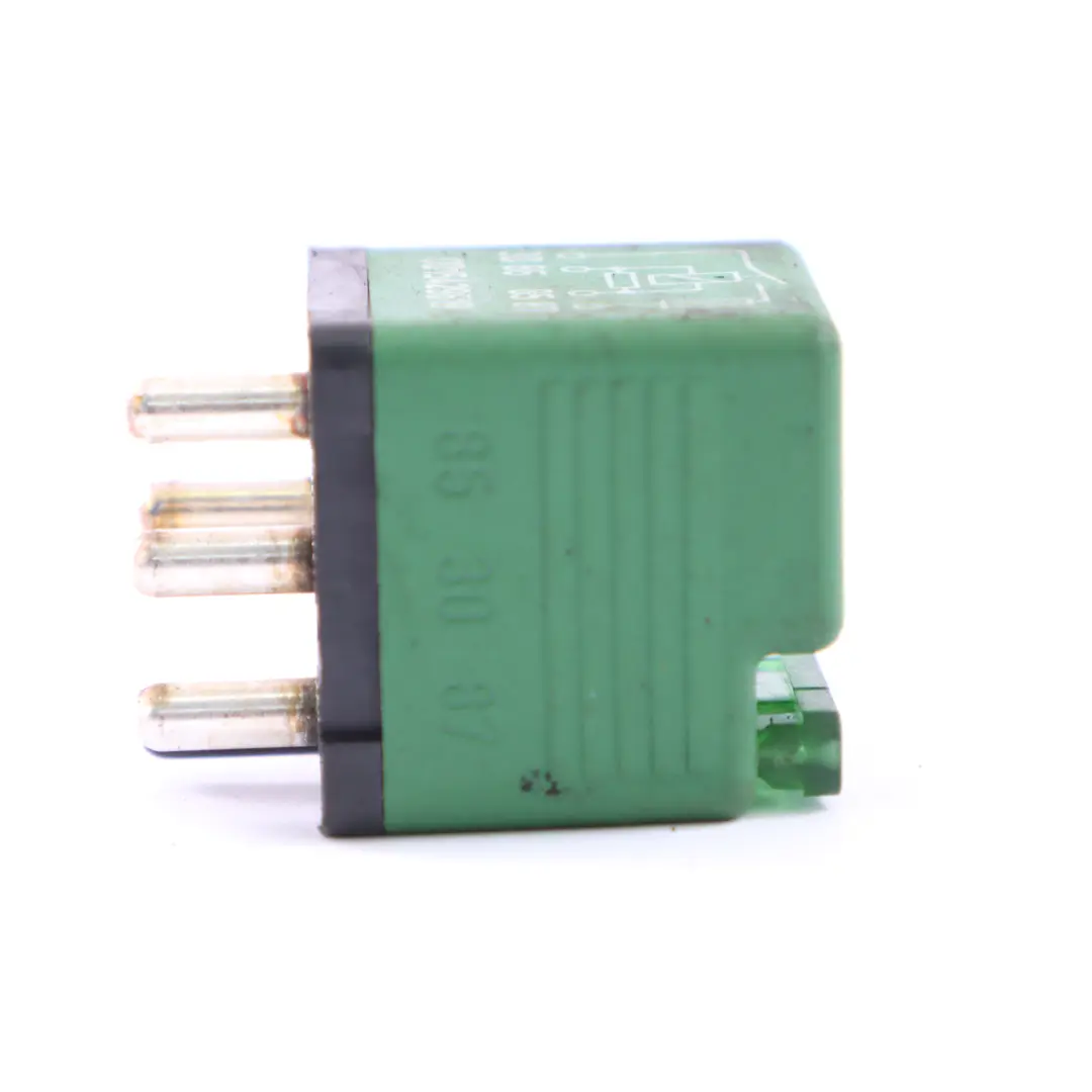 Relais grün Steuergerät 12V 30A A0045450405 für Mercedes R129 W202 mit Teilenummer A0015429619 Mercedes R129 W202 Relais grün Steuergerät 12V 30A A0045450405 - SKU A0015429619 - Teilenummer A0015429619
